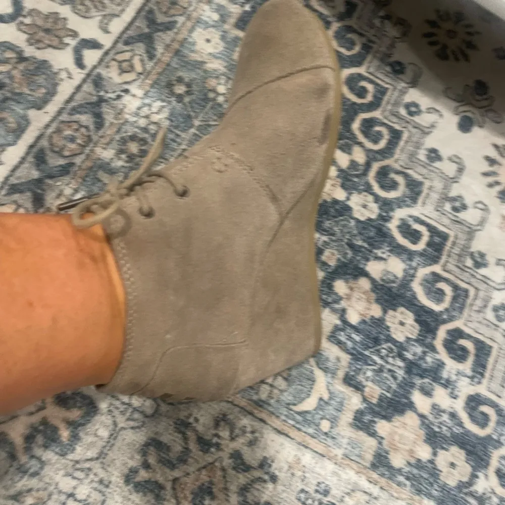 Tom’s Wedge Booties Size 7.5 - Image 6
