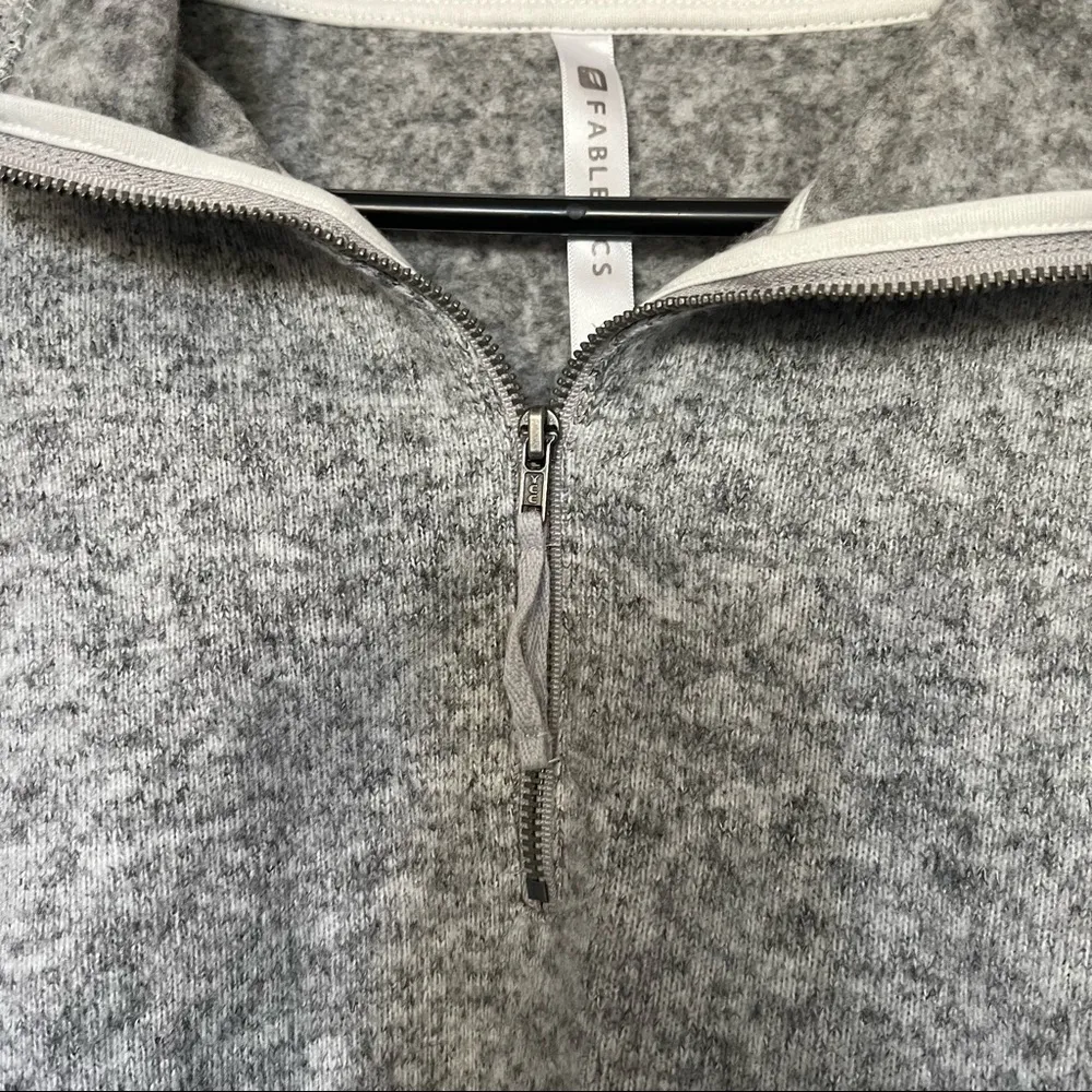 Fabletics alpine knit pullover sweater xs - Image 3