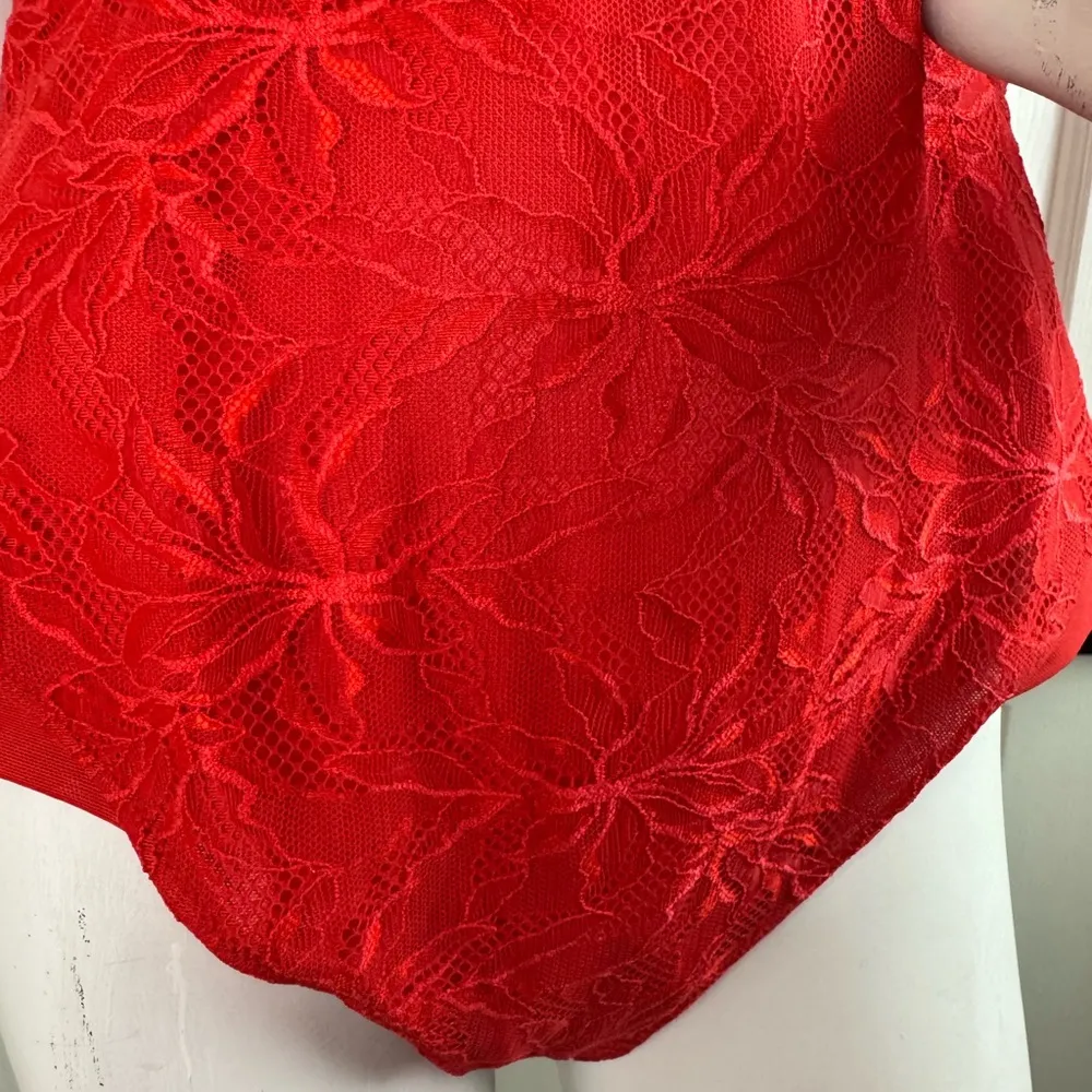 YITTY Red Lace Chemise with Scalloped V-Neck - Image 7