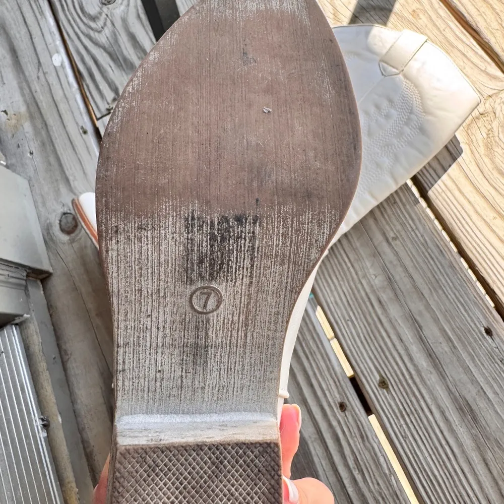 White Cowboy Boots Size 7 - Image 3