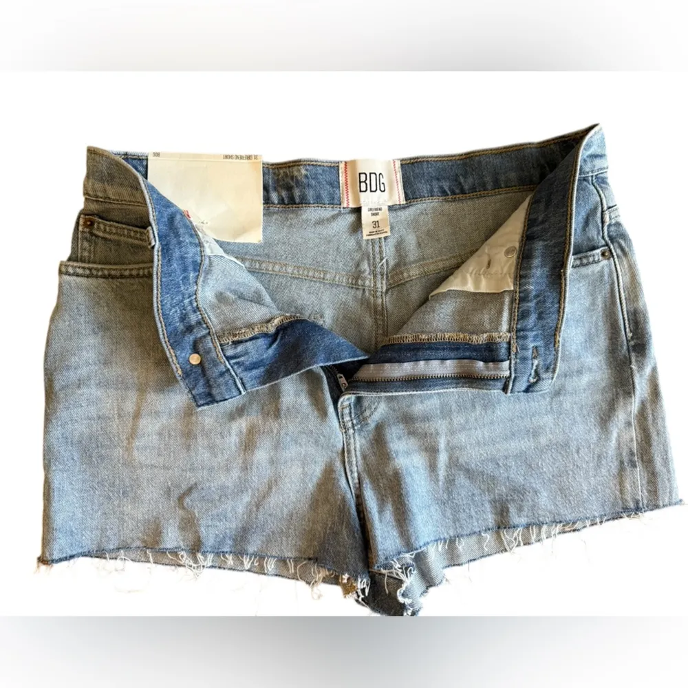 BDG denim blue Jean Mom Shorts country western boho cut off country SZ 31 - Image 4