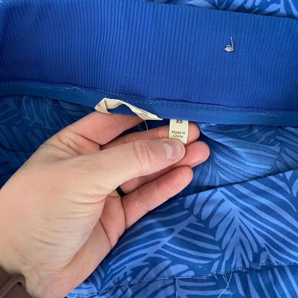 Soft Surroundings Go Lively Blue Printed Palm Leaf Cargo Jogger Pants Pull On-XS - Image 8