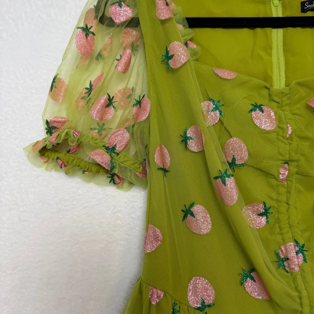 NWT Unique Vintage Smak Parlour Medium 6-8 Avocado Strawberry Print Flare Dress - Image 15