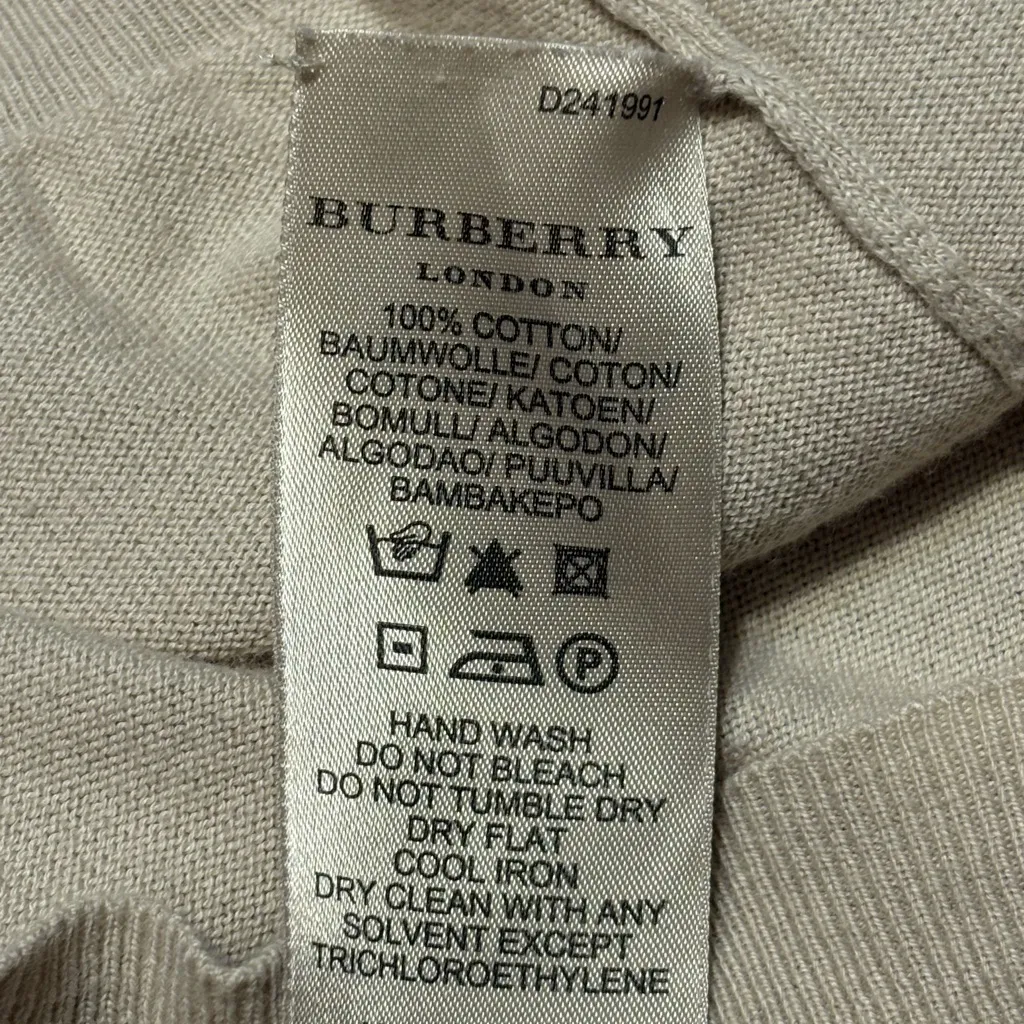 Burberry Classic Tan V-Neck Sweater size Medium - Image 9