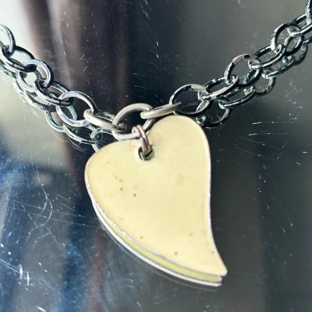 Stylish Gold and Silver Heart Charm Bracelet - Image 9