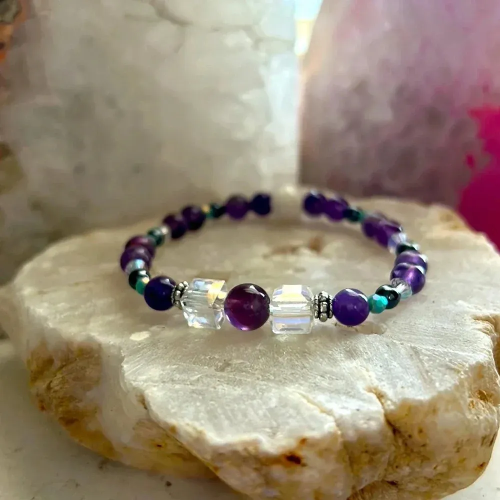 💜💎 Handmade Amethyst + Hematite + Moonstone Handmade Crystal Bracelet 💎💜 - Image 3