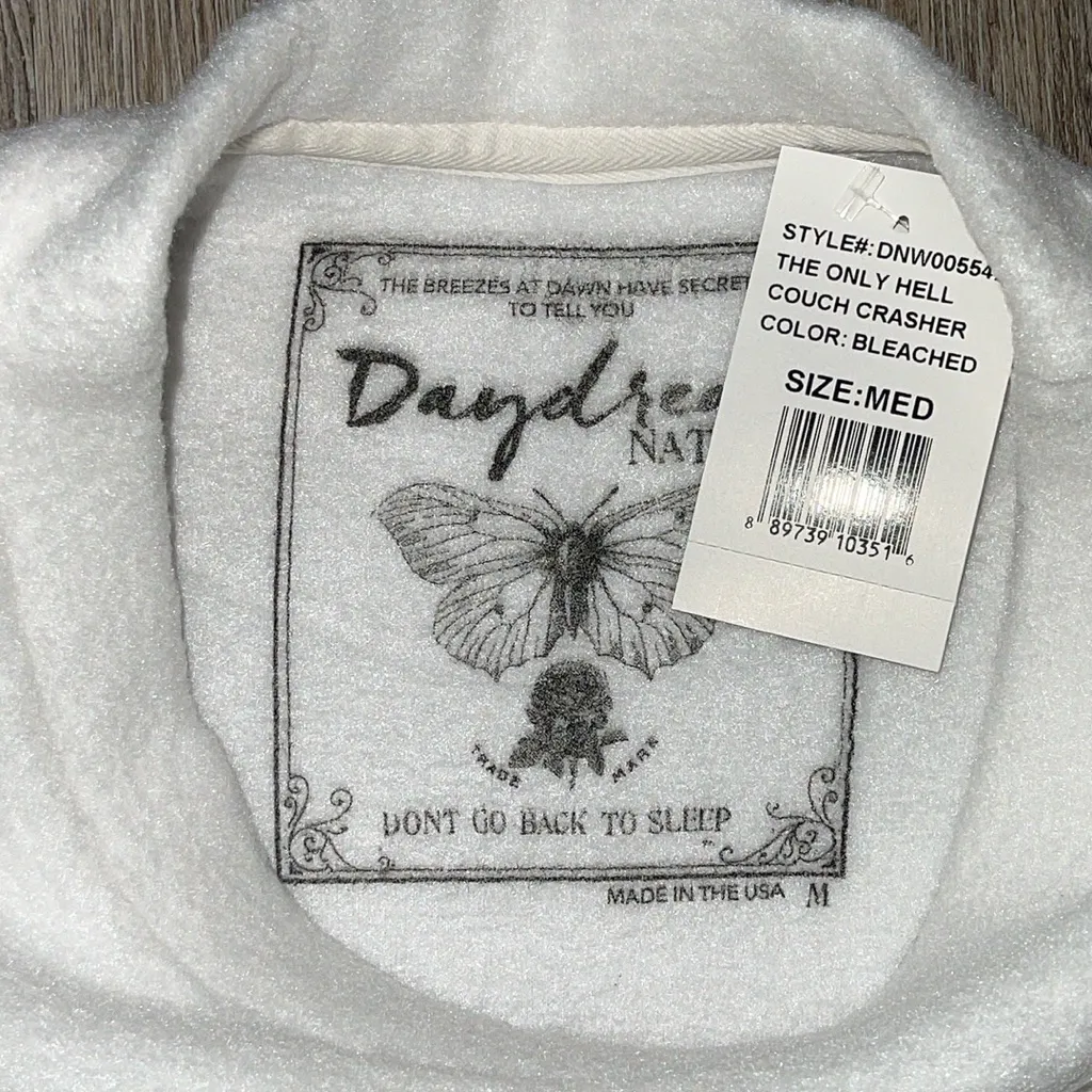 Daydream Nation/Dolls Kill “The Only Hell” ‘Couch Crasher’ Pullover Size Medium - Image 5