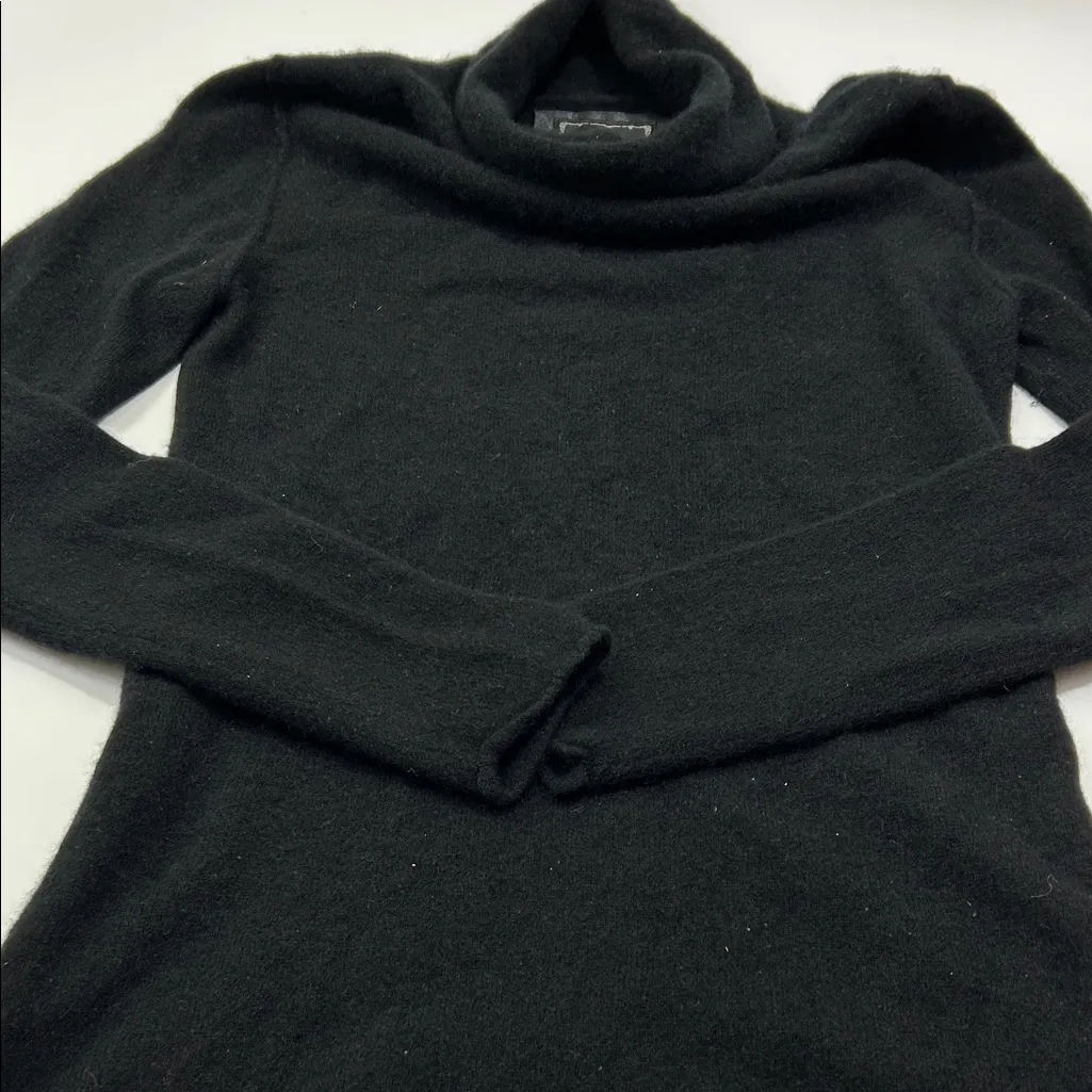 Black Turtleneck Top old Navy Cashiers - Image 3