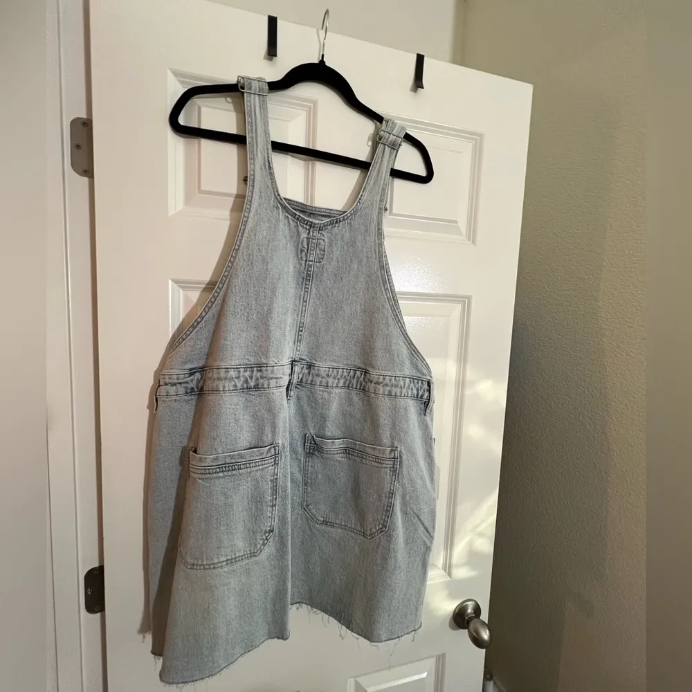 Brand New: CLEO + WOLF WOMEN'S LIGHT WASH DENIM SKIRTALL Blue Size XXL - Image 3