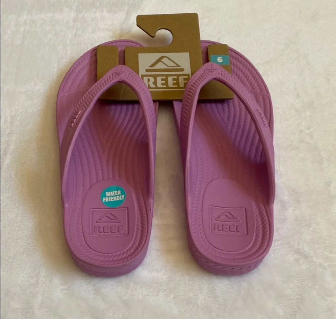 Comfortable lavender sandals by Reef. Ideal for everyday use.NWT - Image 2