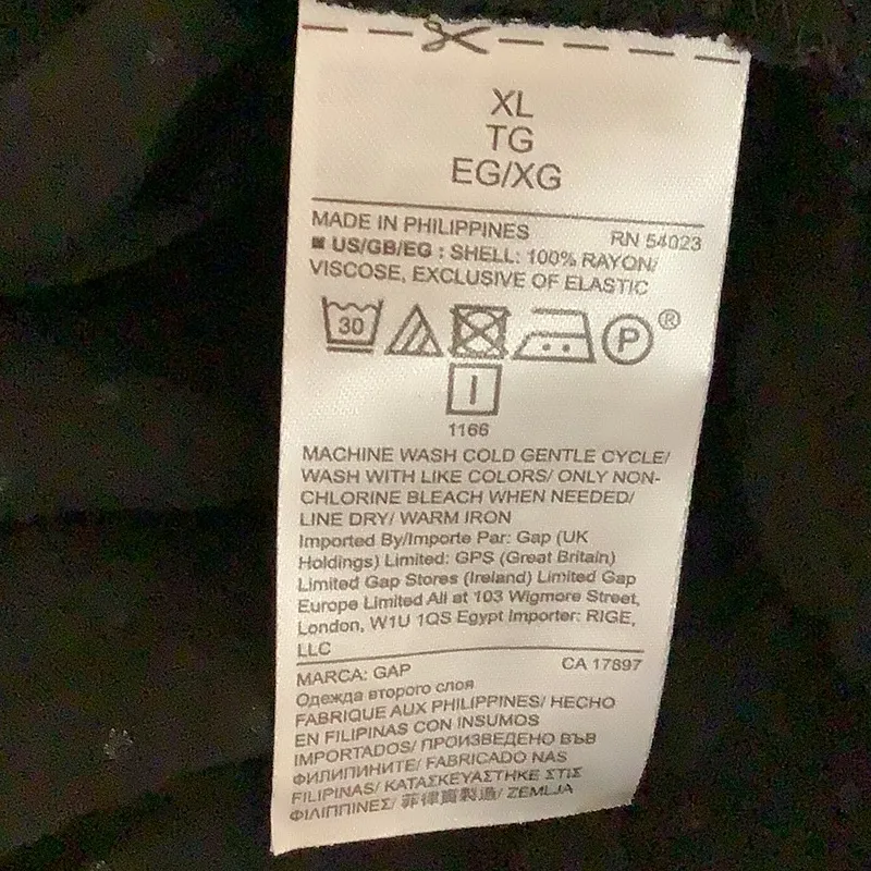 GAP Size XL Black & White Polka Dot Smocked Back Mini Dress. Preloved - Image 6