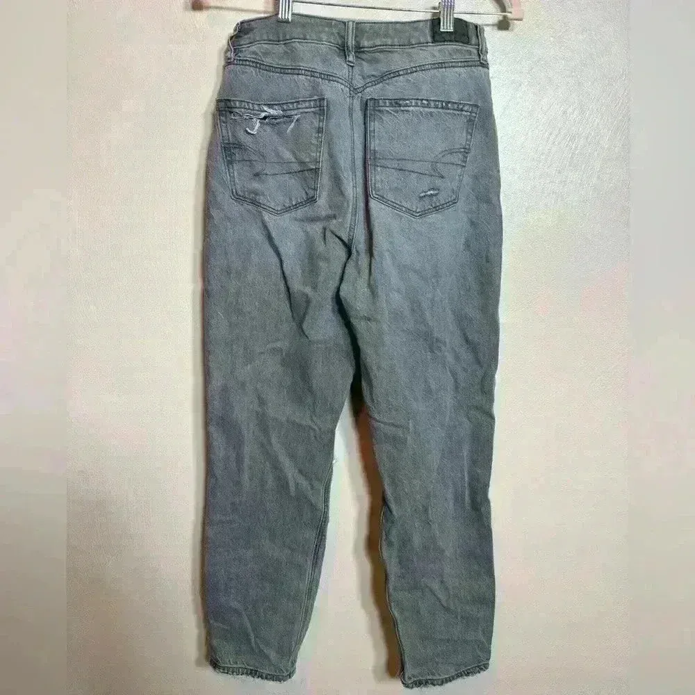 American Eagle AEO Women's Mom Jeans Gray Ripped‎ Distressed Size 4 - Image 5