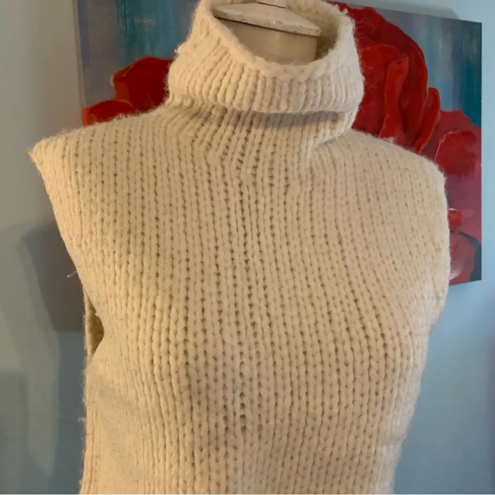 Theory Alpaca Wool Blend Vandrona Puno Turtleneck Knit Sweater Vest Cream P/TP - Image 2