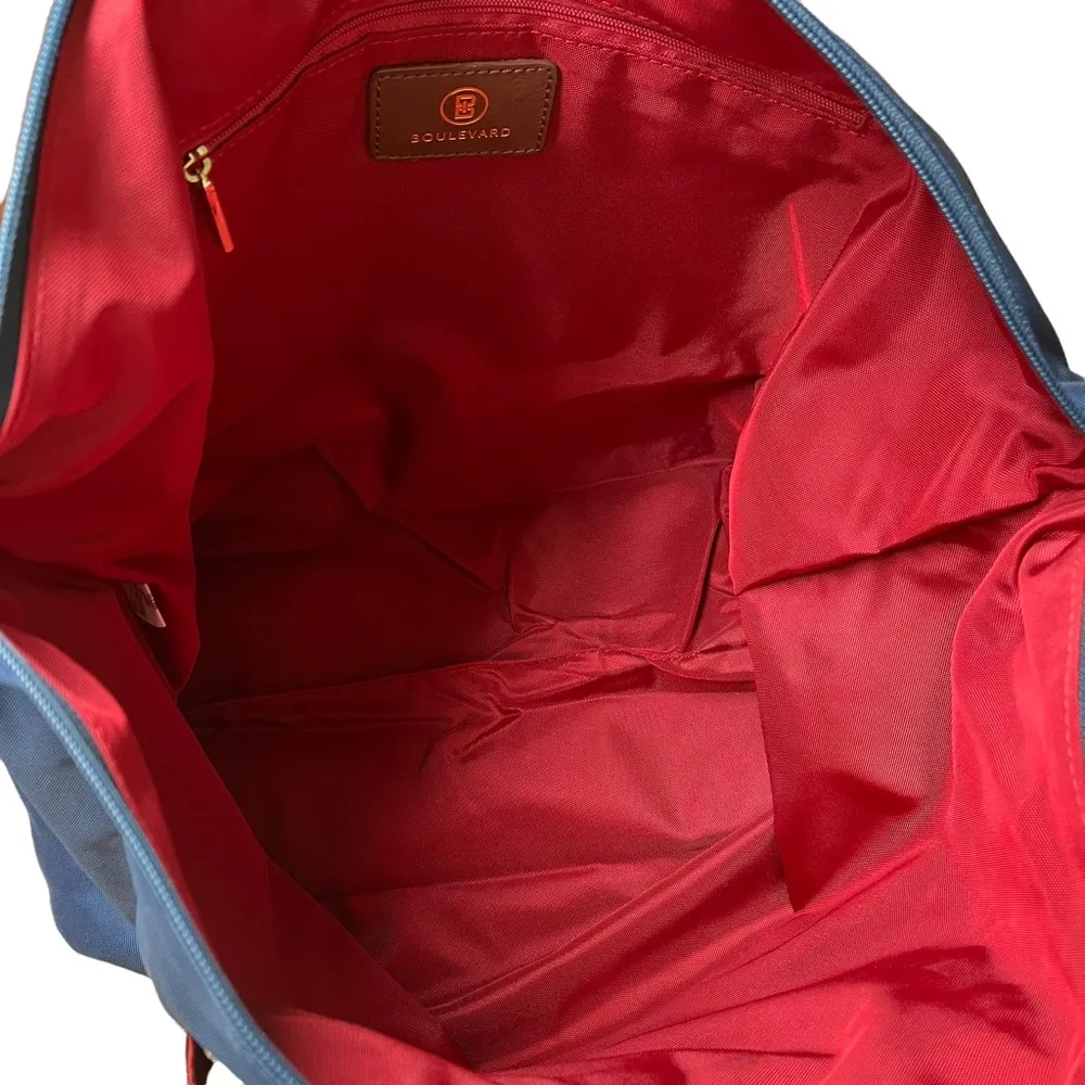 Boulevard Daphne Large Nylon Tote Blue - Image 8