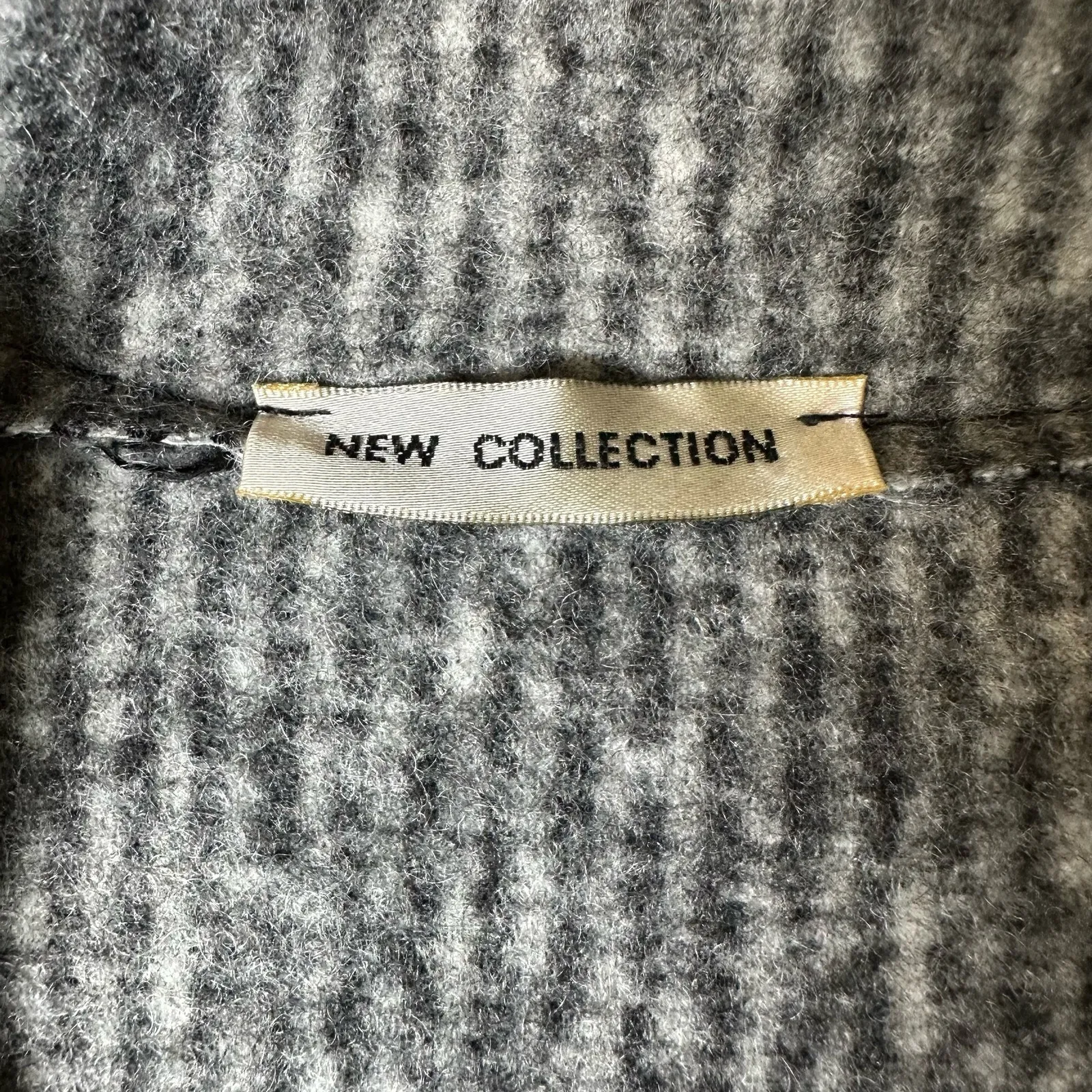 Women’s Italian Bouclé Knit Coat Gray‎ Black Shawl Collar New Collection L 13 Gray Size L - Image 2