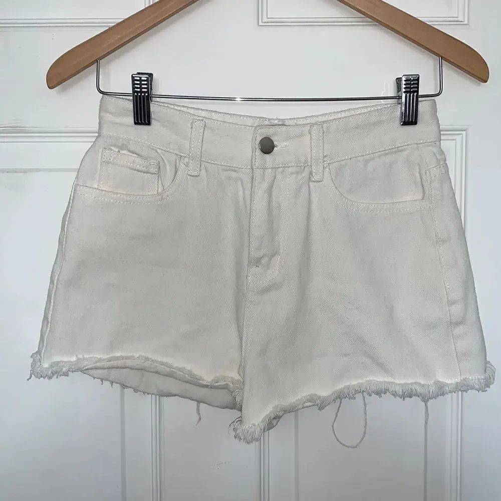 Princess Polly White Dola Denim Shorts - Image 2