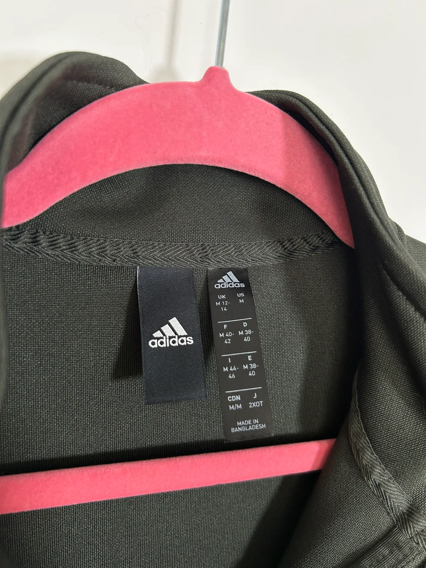 Women’s medium  track jacket - Image 4