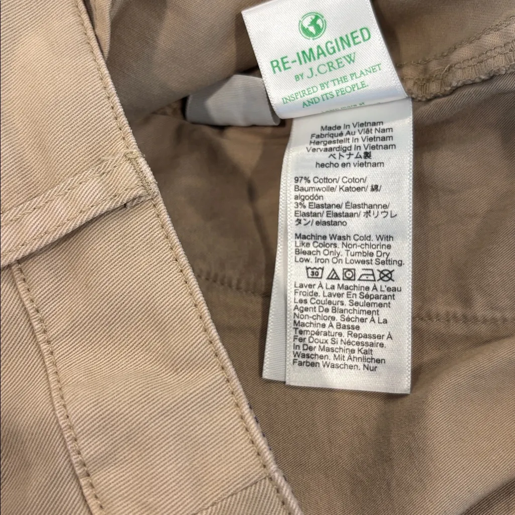 J Crew women’s 4" heritage chino short in khaki Size 4 NWT - Image 6