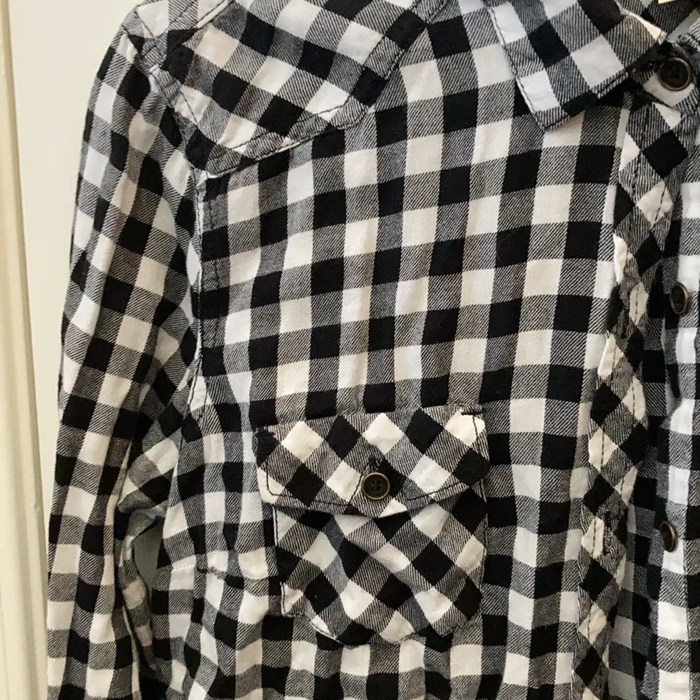 FINAL MARKDOWN Ladies faded glory blouse small - Image 2