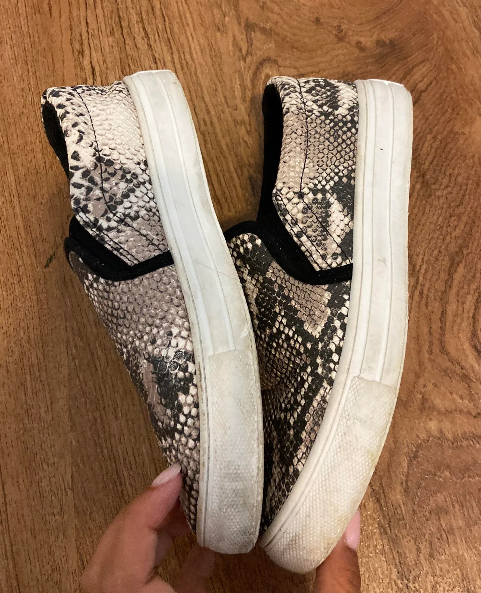 snake skin shoes Multiple Size 6 - Image 4