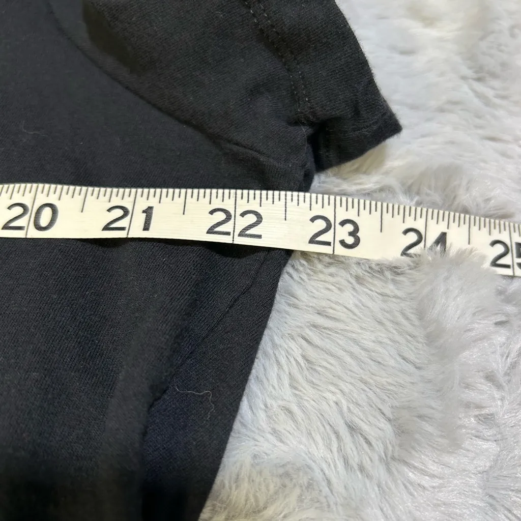 Nike Women’s Army Black Knights Gold Crest Emblem T-Shirt - Image 3