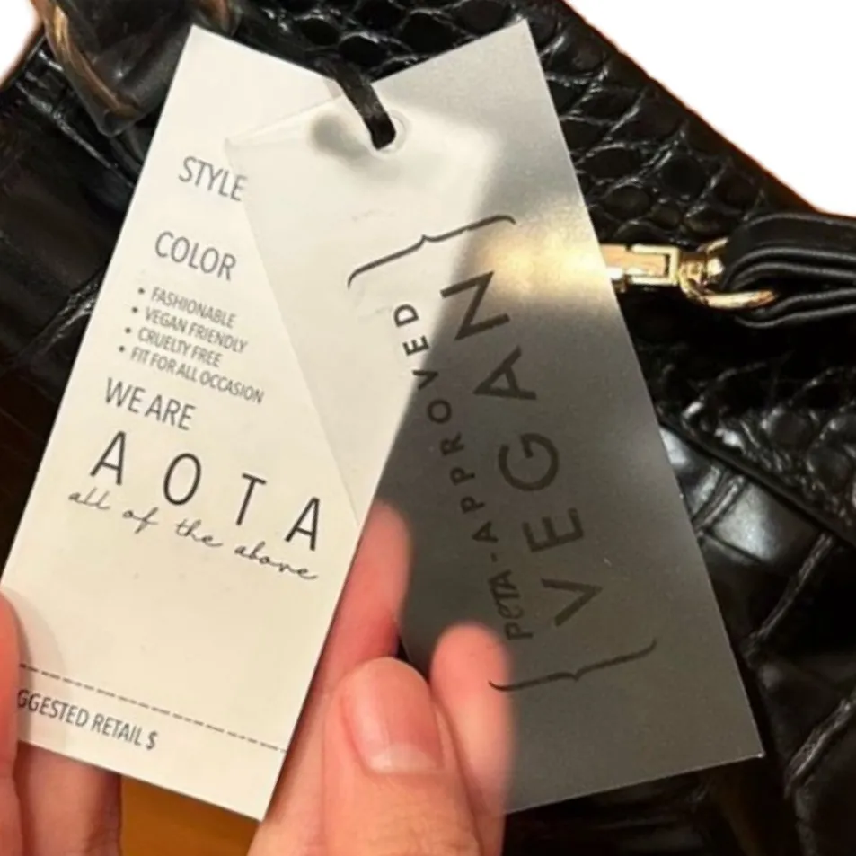 NWT AOTA Elena Bag Black (Vagan) Crossbody/Handbag - Image 9