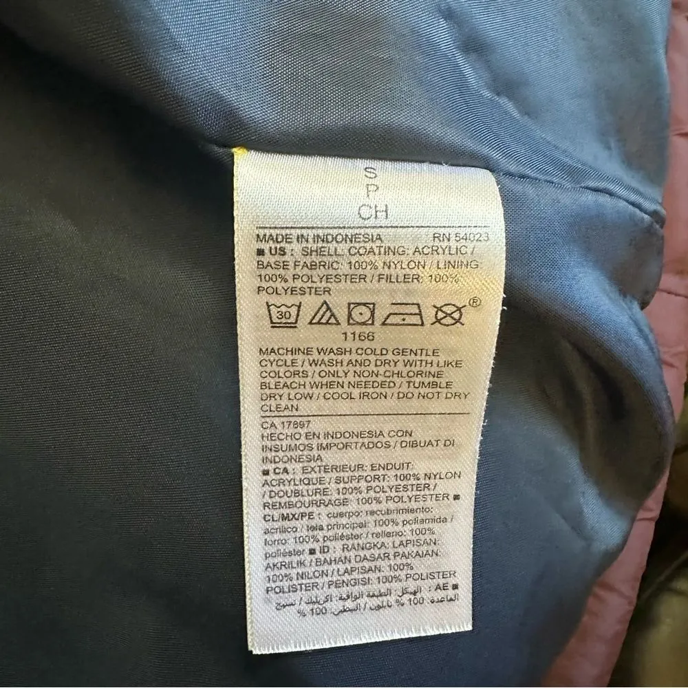 Old Navy Maroon Puffer Vest‎ Jacket Size Small - Image 5