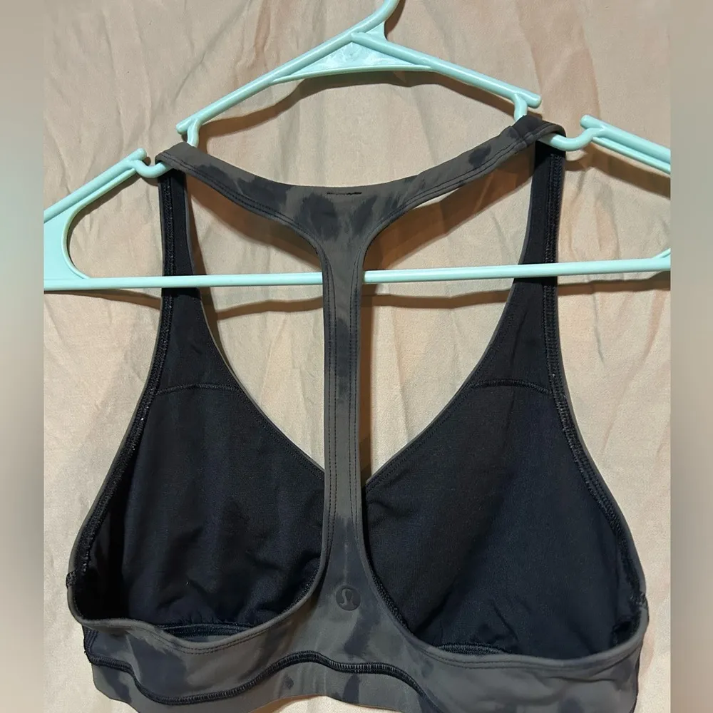 Lululemon  sports bra - Image 2