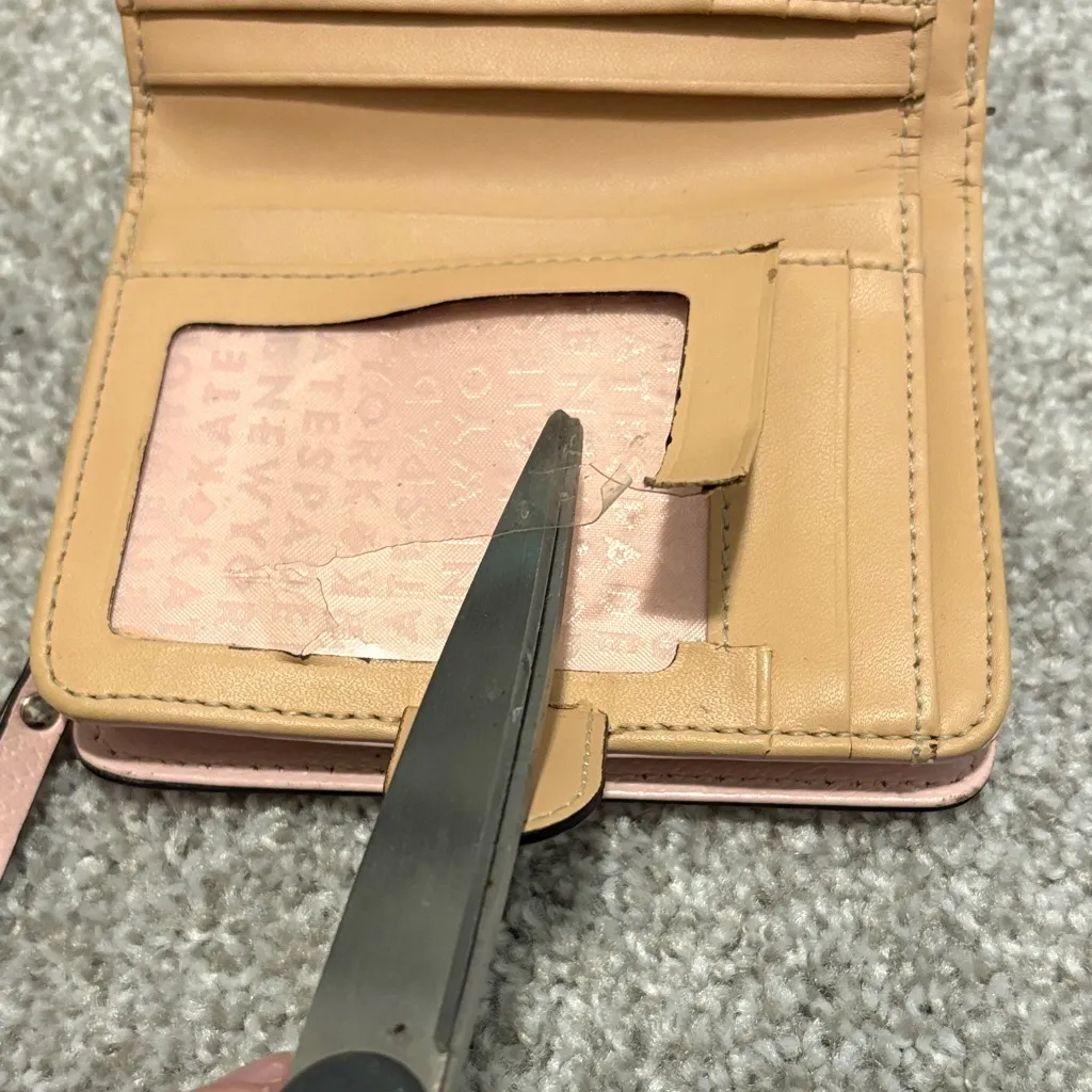 Kate Spade Blush pink Wallet - Image 8