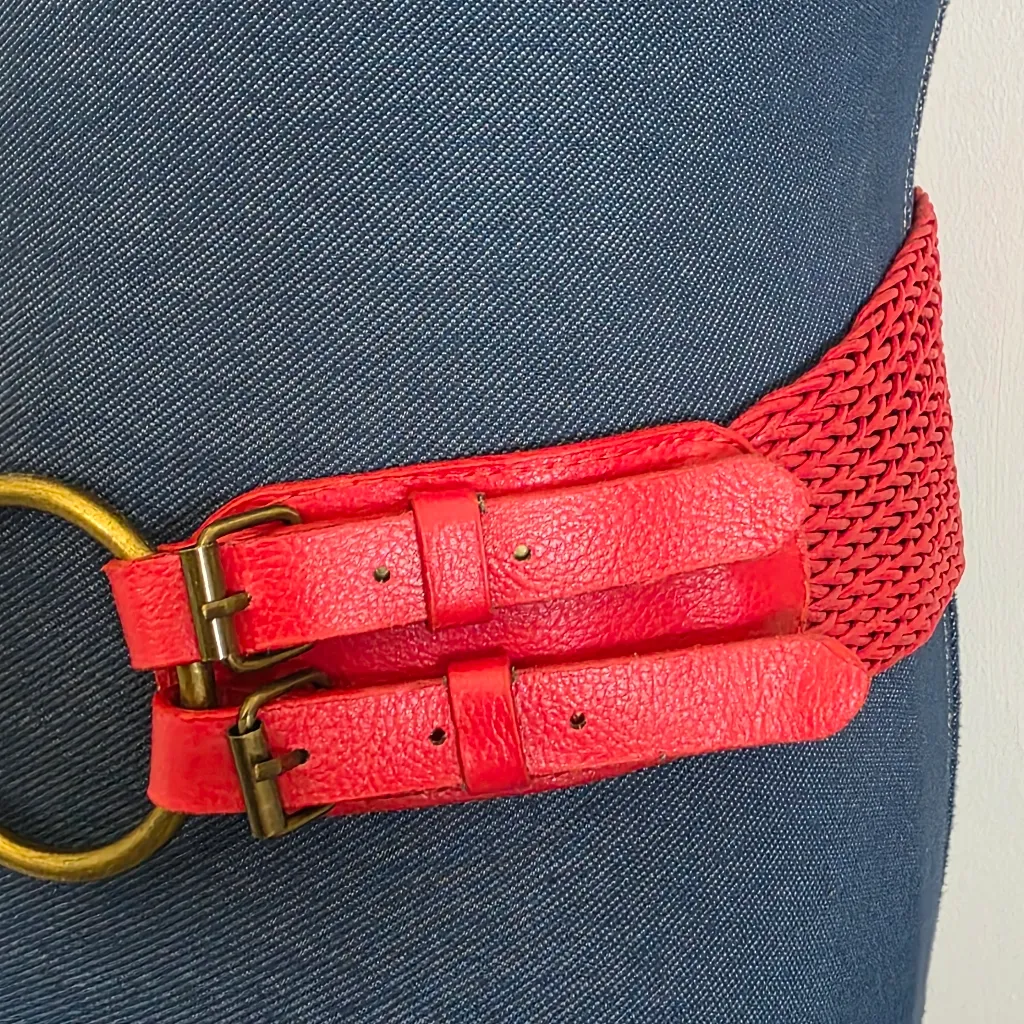 Vintage Red Leatherette Basket Weave Adjustable Buckle Belt - Image 2