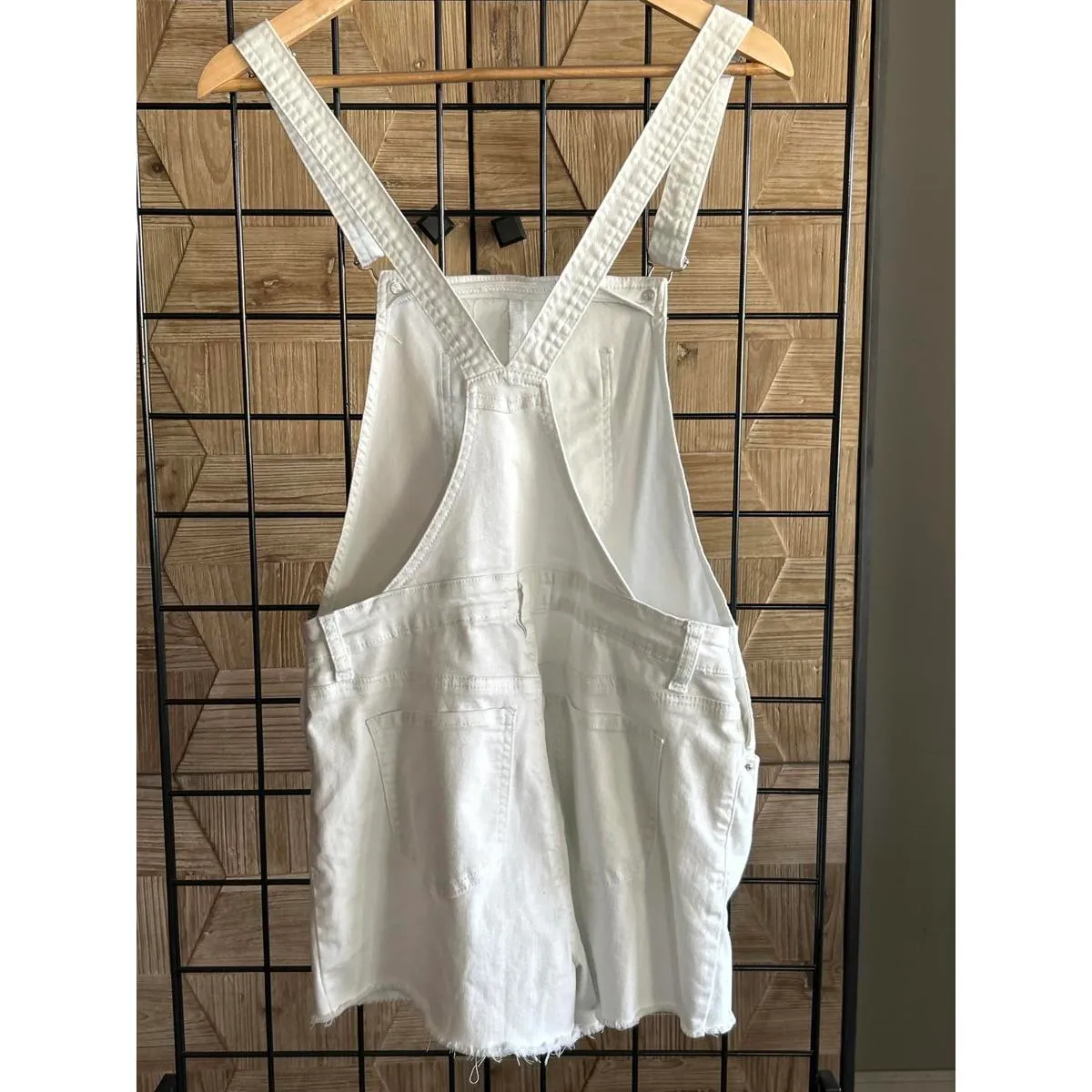 NWT YMI Juniors Overalls Size 9 White Denim Shortalls Distressed Raw Hem Cottage - Image 3