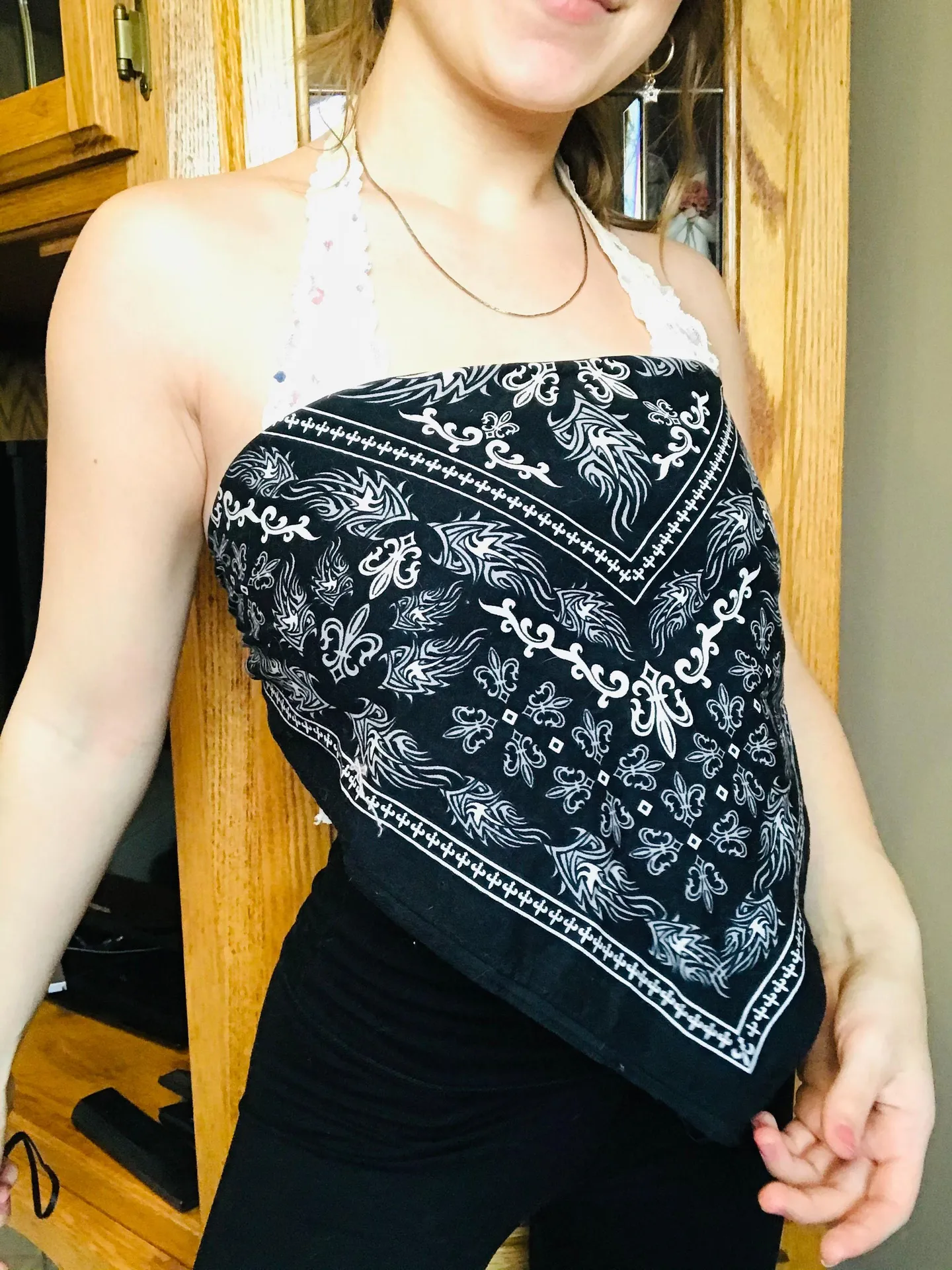 black strapless bandana crop top - Image 3