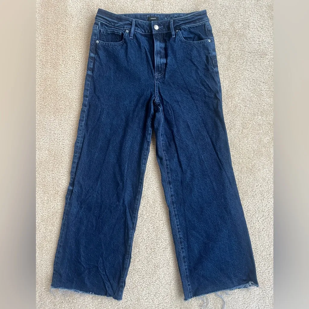 Express Dark Wash Wide Leg High Rise 50/50 Rigid Stretch Jeans Size 8 Short - Image 4