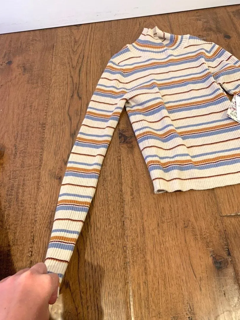 Kohls Kohl’s Turtleneck  - Image 4