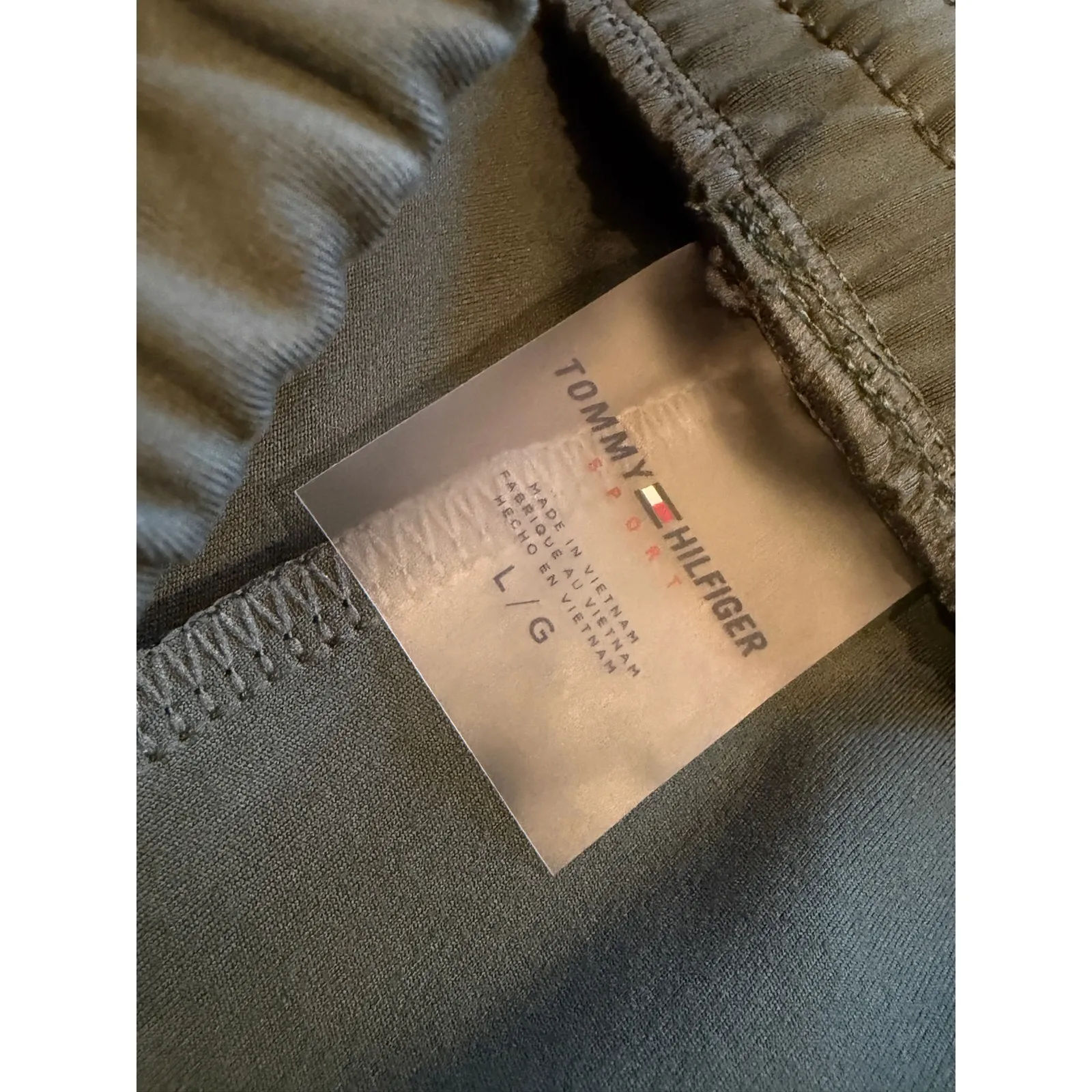 Tommy Hilfiger Sport Shorts NWT Large Womens Green Pockets Drawstring Athletic - Image 7