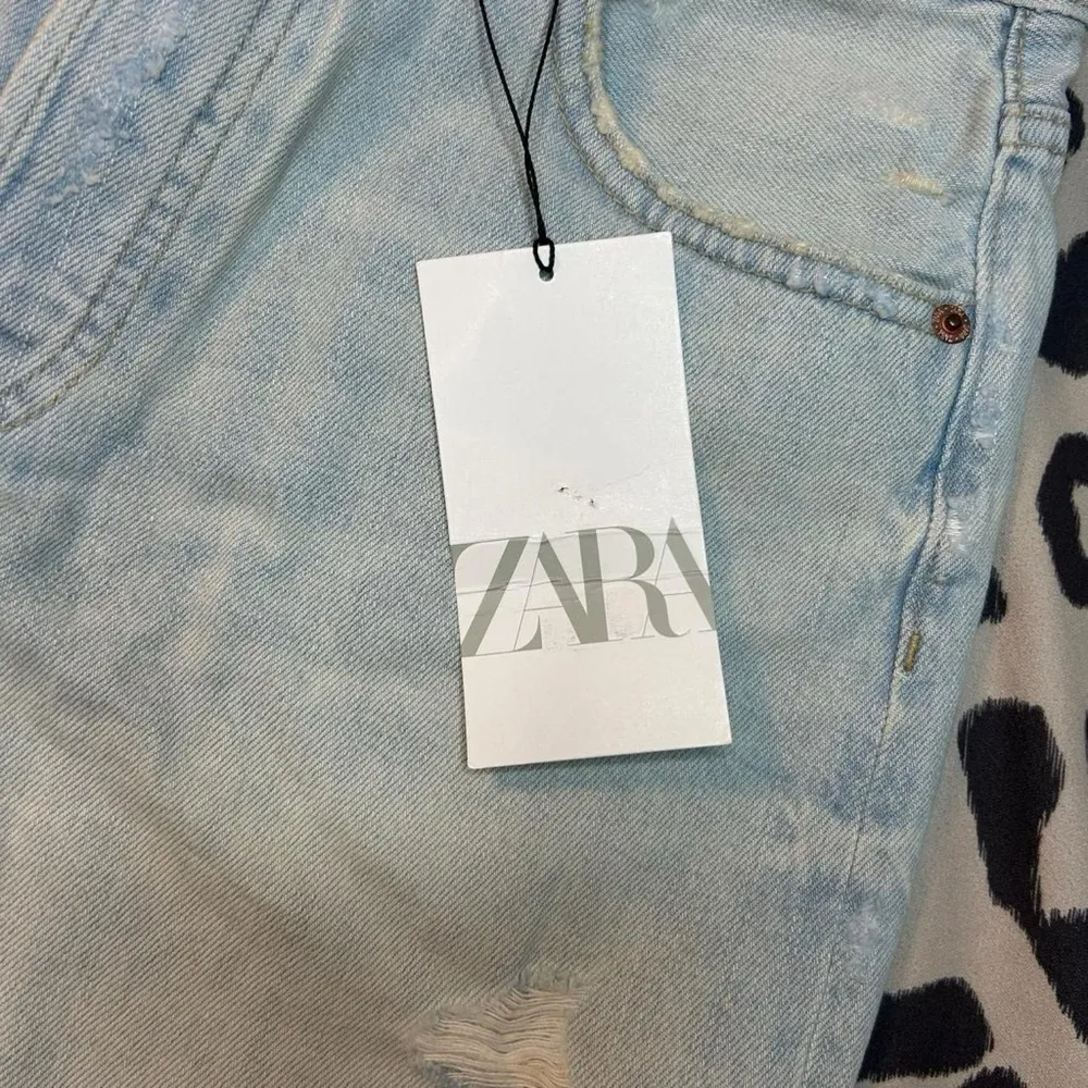 NWT Zara Boyfriend Bermuda Cutoff Shorts – Size 4 | Light Wash, High Rise - Image 5