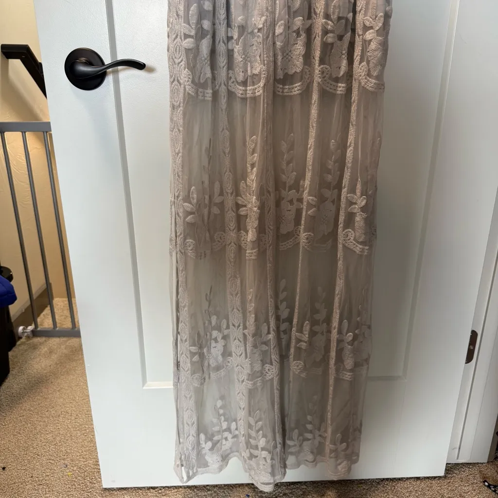 Pink Lily Maxi Dress Lace Grey Off White‎ Boho Sheer Short Sleeve Deep V-Neck S - Image 6