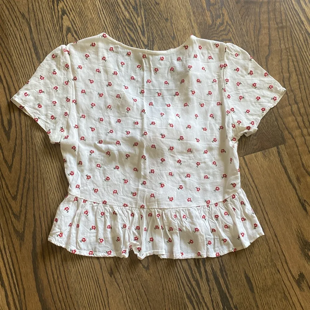 Brandy Melville  Tie Front Floral Tee - Image 3