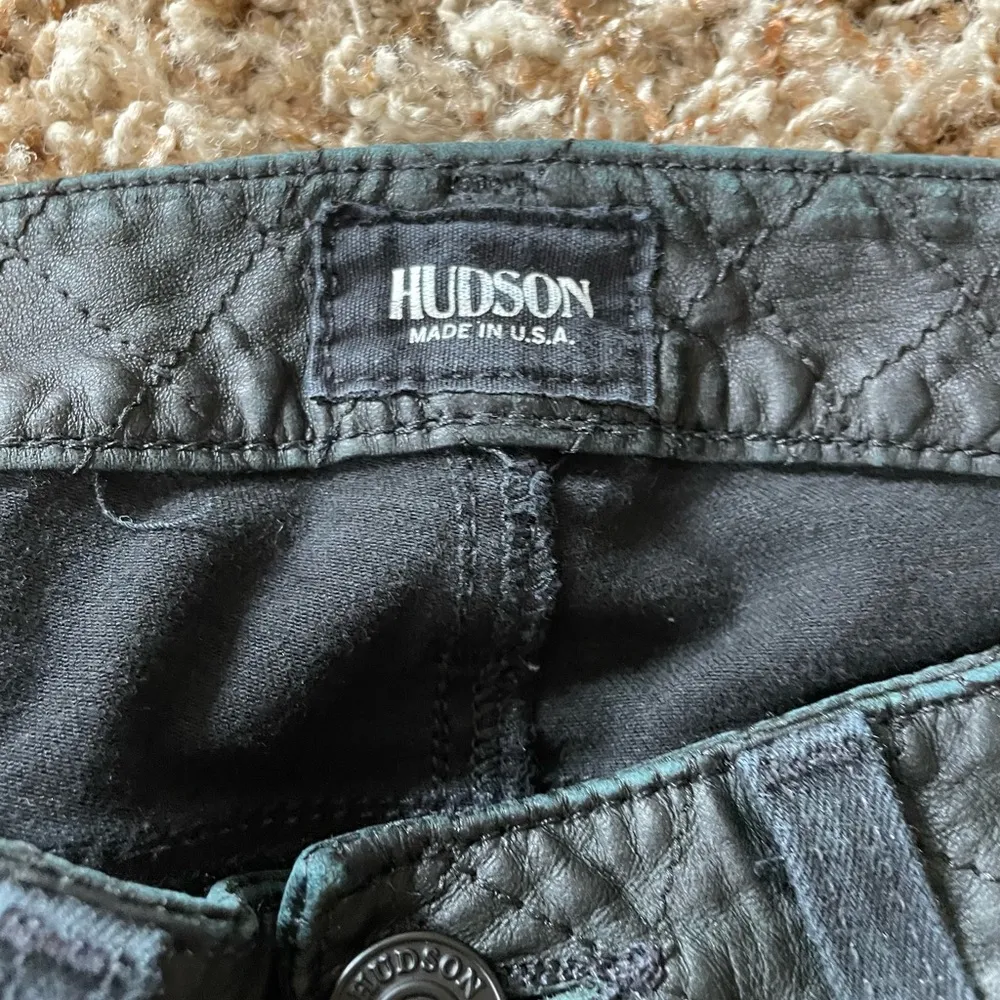 Hudson Leeloo Super Skinny Crop Black Jeans Sz 27 Excellent Condition - Image 3