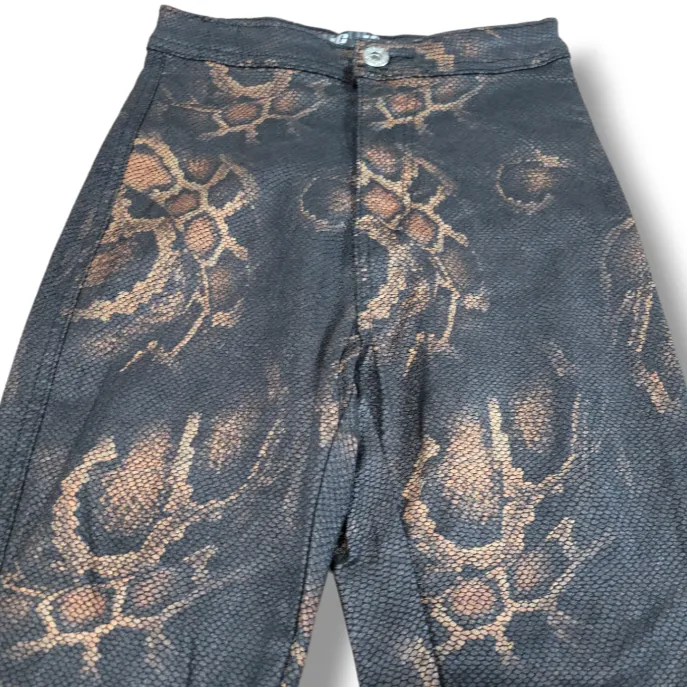 JC JQ Jeans Size Small W22"L30.5"  Stretchy Skinny Jeans Snake Skin Print Python Print - Image 4