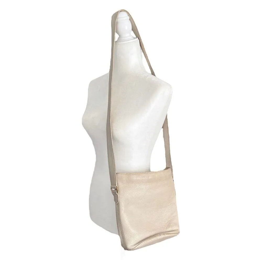 Vintage Coach Ivory Cream Crossbody Bag - Image 3