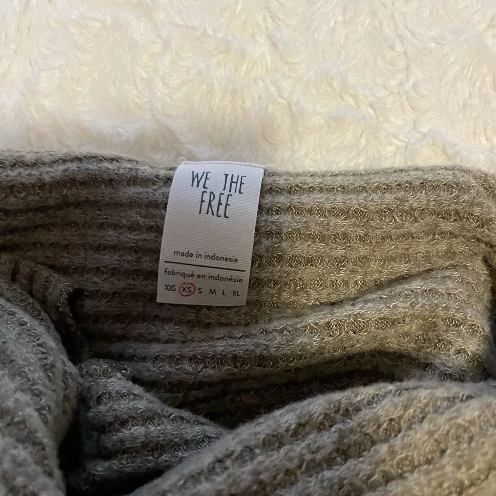 We‎ The Free Solid Waffle Knit High Neck Longsleeved XS Ribbed Long Green Olive - Image 3