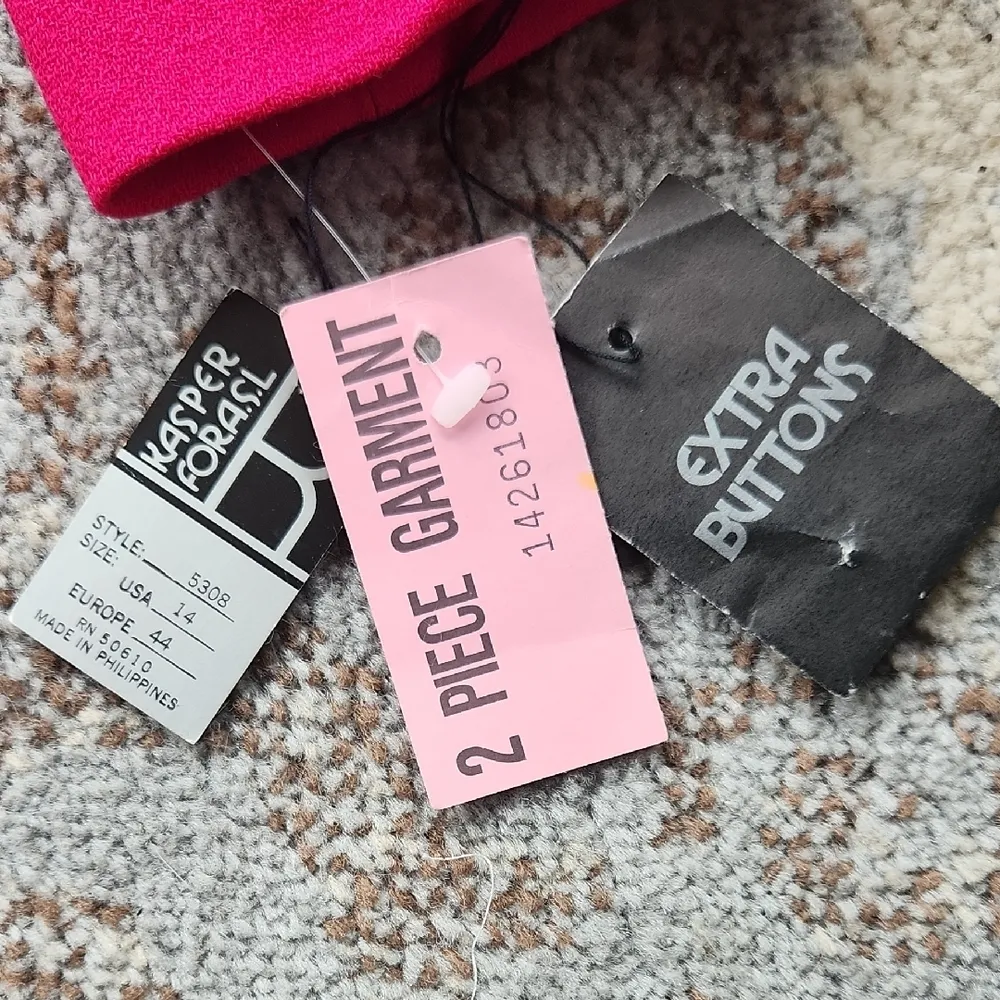 Vintage Kasper for A.S.L. Wool Blazer Skirt Suit Set Hot Pink 14 - Image 3