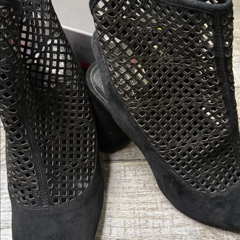 Vince Camuto Black Cut-Out Heeled Boots - Image 7