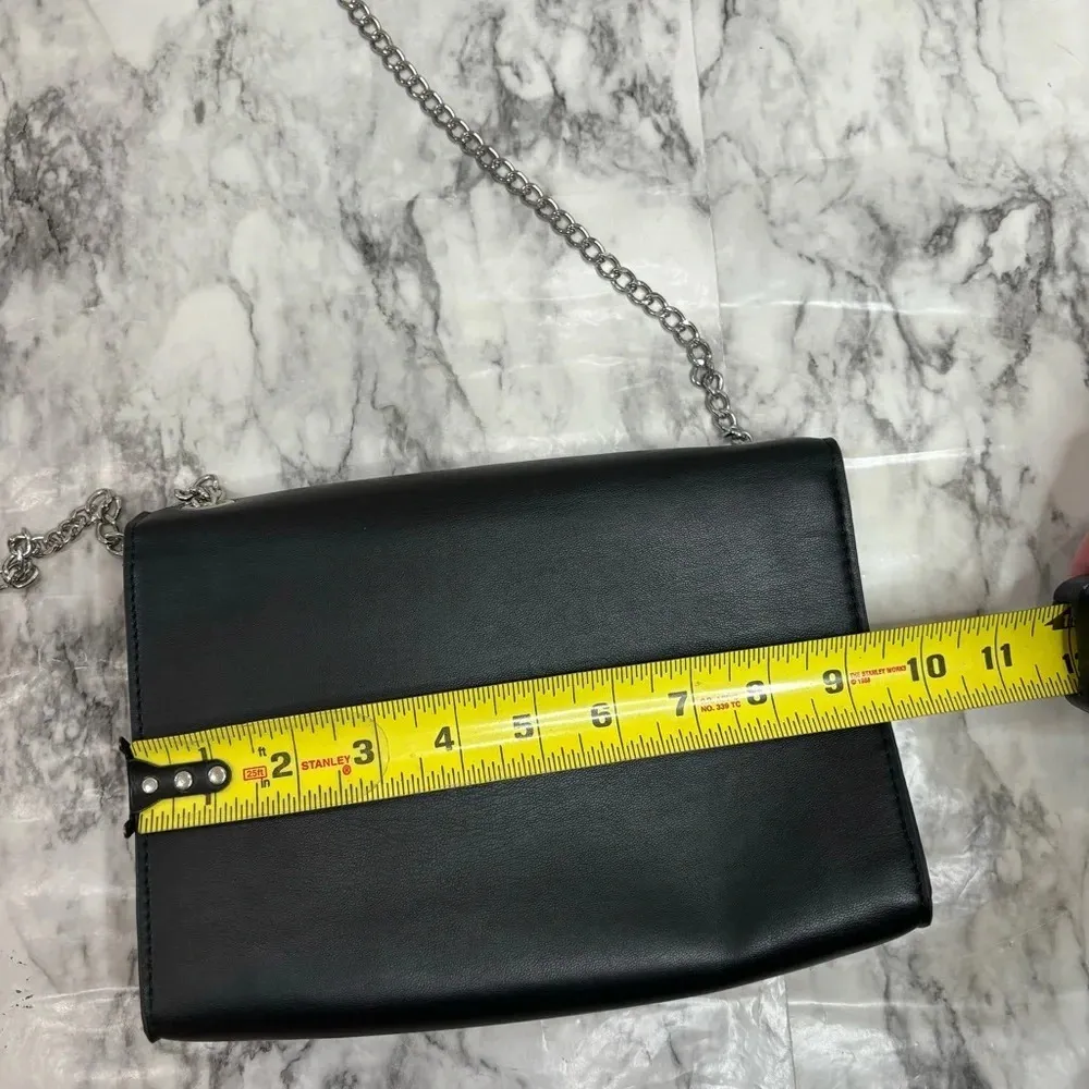 Badgley Mischka Metal Fringe bag​​​​​ black silver logo chain link crossbody - Image 10