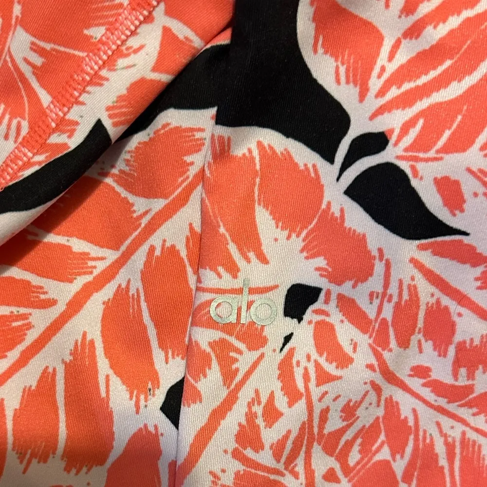 ALO Yoga Palm Springs Guava Leaf Airbrush Leggings XS - Image 10