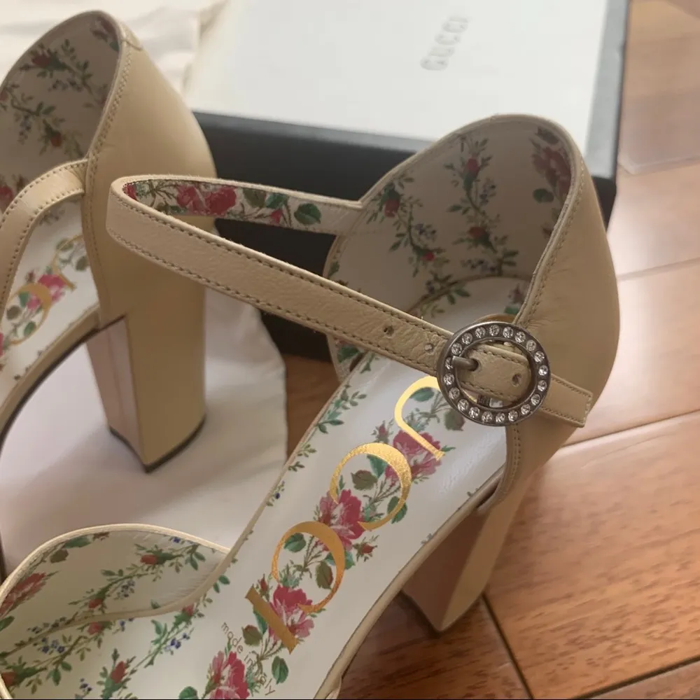 Gucci  | Platform Heels Off White Leather 36.5 - Image 4