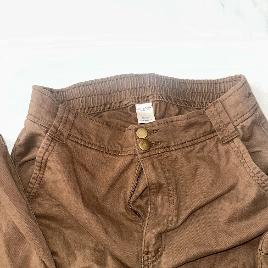Brown Cargo Pants Size undefined - Image 2