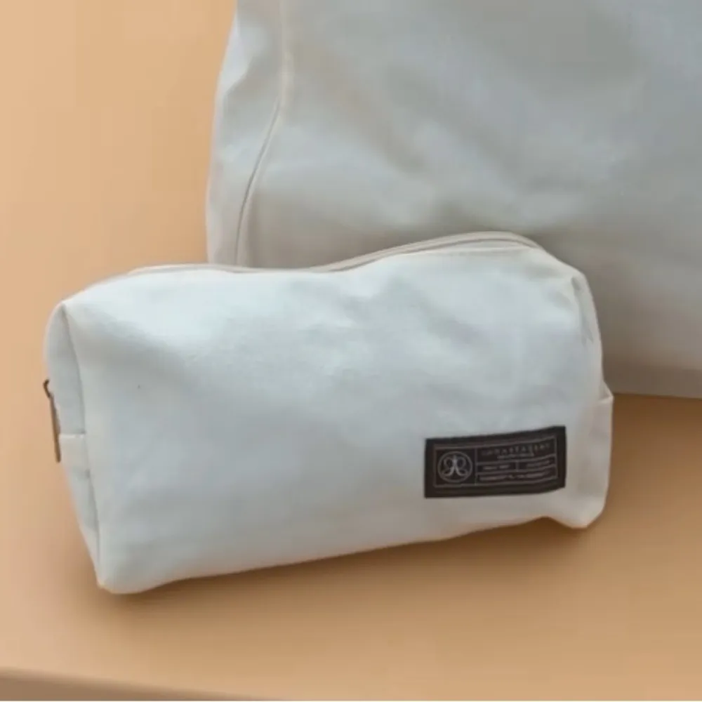 Anatasia Beverly Hills Cosmetic Pouch Jewerly Pouch Makeup Bag - Image 2