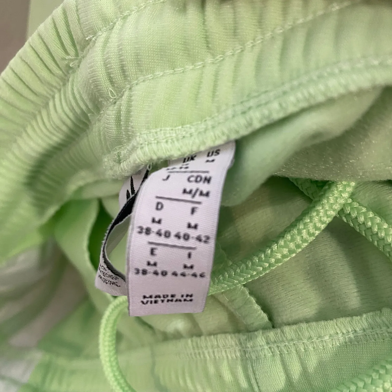 Adidas Originals Semi Green Spark Adibreak Pants Sz M - Image 6